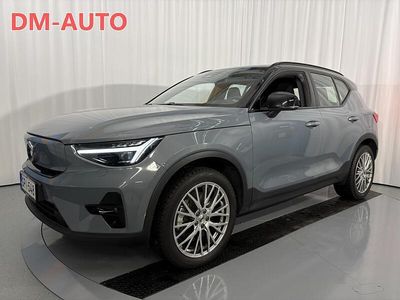 Harmaa Käytetty 2023 Volvo XC40 Plus Katumaasturi | 31 450 € (Perustarjous)