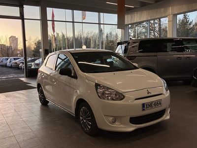 Käytetty Mitsubishi Space Star Invite 80 HP (58 kW) 2015 Viistoperä