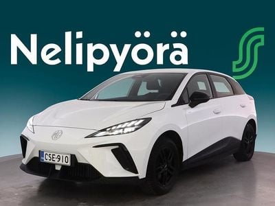 Valkoinen Käytetty 2022 MG MG4 EV Viistoperä | 17 900 € (Hieman kallis)