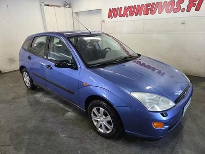 Käytetty Ford Focus Titanium 158 HP (116 kW) 1999 Harmaa Farmari