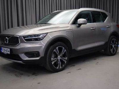 Harmaa Käytetty 2021 Volvo XC40 Inscription Katumaasturi | 28 750 €