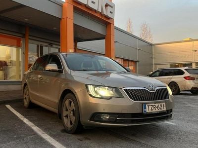 Käytetty 2015 Skoda Superb Ambition Sedan | 10 900 € (Supertarjous)
