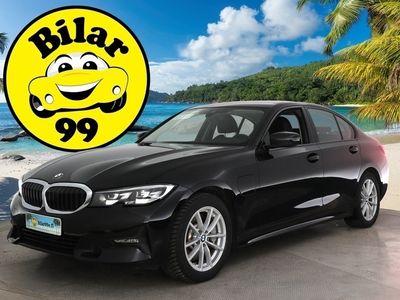 käytetty BMW 330e 330 G20 SedanxDrive Business Sport *Vakkari / Hifit / Sporttipenkit / Shadowline / Kaistavahti / Navi / Apple&Android* - *OSTA NYT, MAKSA TOUKOKUUSSA!* -