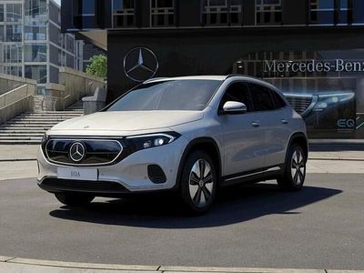 Käytetty Mercedes EQA300 Business 167 kW (228 HP) 2023 Valkoinen Katumaasturi