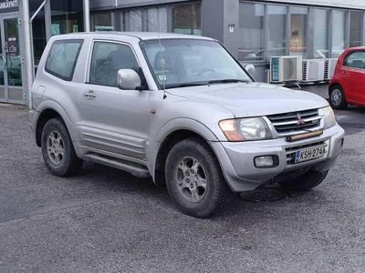 Käytetty 2000 Mitsubishi Pajero Elegance Katumaasturi | 7 990 €