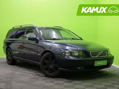 Käytetty Volvo V70 Summum 163 HP (119 kW) 2003 Vihreä Farmari