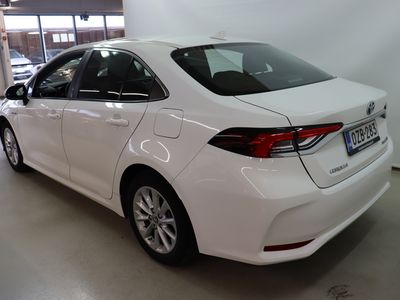 käytetty Toyota Corolla Sedan 1,8 Hybrid Active