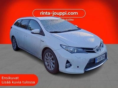 Käytetty 2015 Toyota Auris Touring Sports Active Farmari | 11 390 € (Perustarjous)