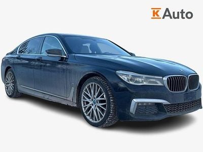 Käytetty BMW 740 Exclusive 326 HP (239 kW) 2017 Sininen Sedan