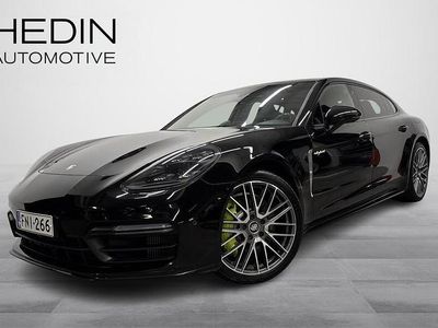 Musta Käytetty 2018 Porsche Panamera 4 Executive Sedan | 55 900 € (Perustarjous)