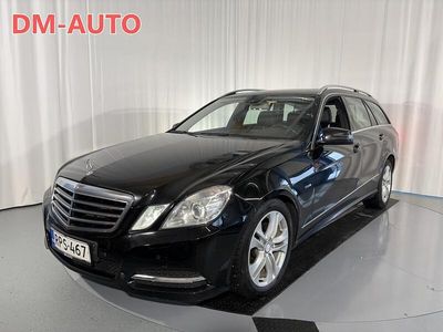 Käytetty Mercedes E220 Avantgarde 170 HP (125 kW) 2010 Musta Farmari