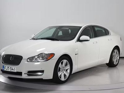 Käytetty 2010 Jaguar XF Premium Luxury Sedan | 7 490 €