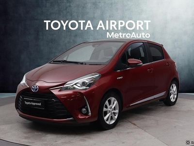 Punainen Käytetty 2018 Toyota Yaris Hybrid Premium Viistoperä | 16 290 € (Perustarjous)