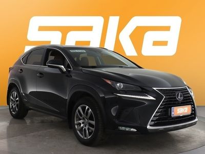 käytetty Lexus NX300h AWD Executive ** Adapt. vakkari / Vetokoukku / Navi / P. Kamera / Ratinlämmitin / LED / Nahat **