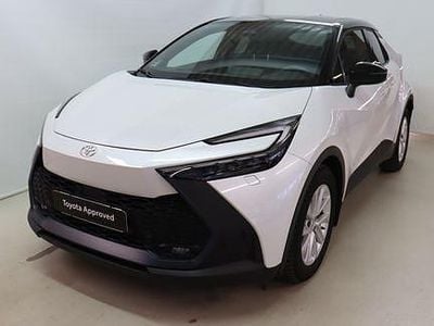 Valkoinen Käytetty 2024 Toyota C-HR Anniversary Katumaasturi | 33 890 €