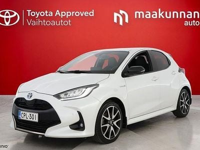 Valkoinen Käytetty 2021 Toyota Yaris Premium Viistoperä | 18 500 € (Hieman kallis)