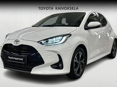 Valkoinen Käytetty 2024 Toyota Yaris Hybrid Plus Viistoperä | 23 990 € (Perustarjous)