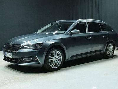 Harmaa Käytetty 2021 Skoda Superb Style Farmari | 29 900 € (Perustarjous)