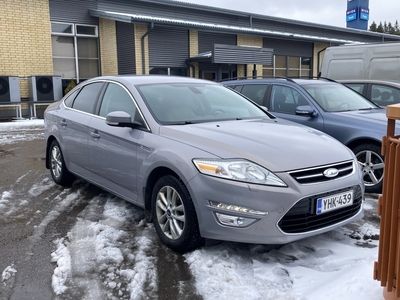 käytetty Ford Mondeo 2,0 145hv Titanium M5 Sedan ** Vakkari / Vetokoukku / Lohko / Läm.lasi **