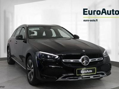 Musta Käytetty 2023 Mercedes C220 Farmari | 49 890 €