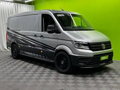 Hopea / harmaa Käytetty 2024 VW Crafter Van | 54 780 € (Hieman kallis)