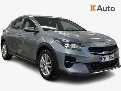 Käytetty Kia XCeed LX 120 HP (88 kW) 2020 Hopea Katumaasturi