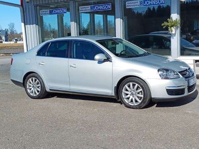 käytetty VW Jetta Comfortline 1,4 TSI 90 kW (122 hv) DSG