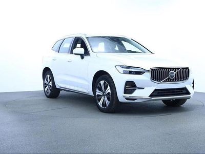 Käytetty Volvo XC60 Plus 350 HP (257 kW) 2023 Katumaasturi