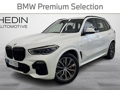 Valkoinen Käytetty 2021 BMW X5 M Sport Katumaasturi | 52 900 € (Perustarjous)