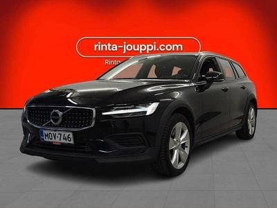 Musta Käytetty 2019 Volvo V60 CC Farmari | 23 480 € (Perustarjous)