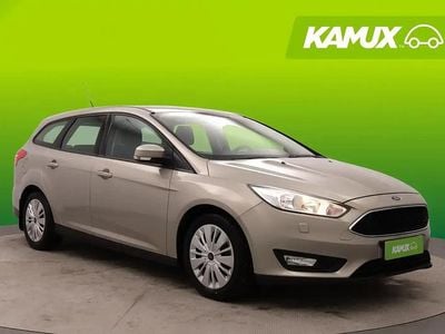 Käytetty Ford Focus Trend 125 HP (91 kW) 2015 Hopea Farmari