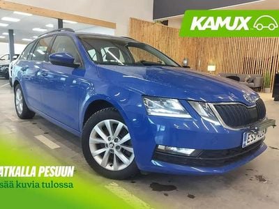 Käytetty Skoda Octavia Ambition 184 HP (135 kW) 2020 Sininen Farmari