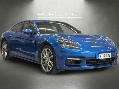 Käytetty Porsche Panamera 4 330 HP (242 kW) 2018 Sininen Sedan