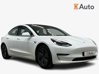 käytetty Tesla Model 3 Long Range **Autopilot / Premium Audio / Lasikatto / Valkomusta sisusta / Vetokoukku**