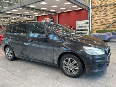 Ruskea Käytetty 2017 BMW 218 Gran Tourer Tila-auto | 12 900 €