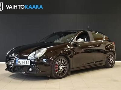 Käytetty Alfa Romeo Giulietta Quadrifoglio Verde 2015 Viistoperä
