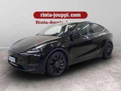 käytetty Tesla Model Y Performance - Vetokoukku