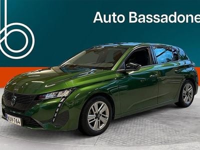 Käytetty Peugeot 308 Active 131 HP (96 kW) 2022 Viistoperä