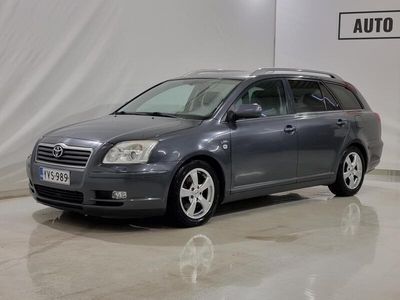 käytetty Toyota Avensis 2.2 diesel Manuaali *Ilmastointi *Lohko *Koukku* 2xrenkaat