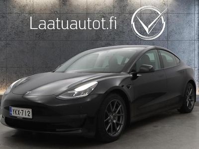 Käytetty 2021 Tesla Model 3 Sedan | 28 350 € (Perustarjous)
