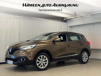 Ruskea Käytetty 2017 Renault Kadjar Zen Katumaasturi | 11 900 € (Perustarjous)