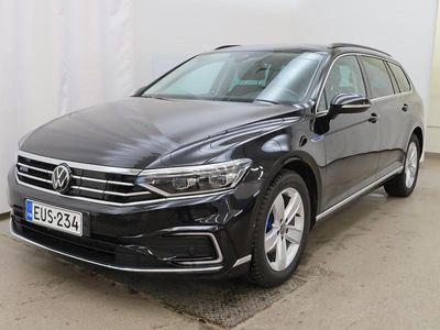 Musta Käytetty 2023 VW Passat Business Farmari | 37 900 €