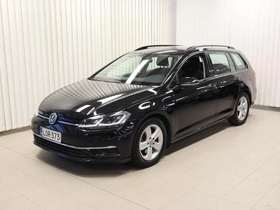 Käytetty VW Golf VII Comfortline 131 HP (96 kW) 2019 Musta Farmari