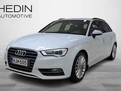 Käytetty Audi A3 Sportback Business 140 HP (102 kW) 2013 Valkoinen Viistoperä