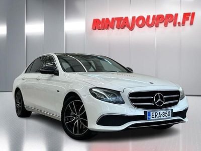 Käytetty Mercedes E300 Business 211 HP (155 kW) 2019 Sedan
