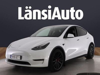 Valkoinen Käytetty 2022 Tesla Model Y Performance Katumaasturi | 36 490 € (Perustarjous)