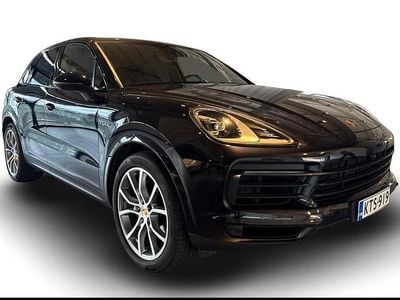 Käytetty Porsche Cayenne 462 HP (339 kW) 2020 Musta Katumaasturi