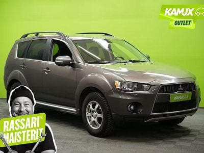 Käytetty 2011 Mitsubishi Outlander Intense Katumaasturi | 3 900 €