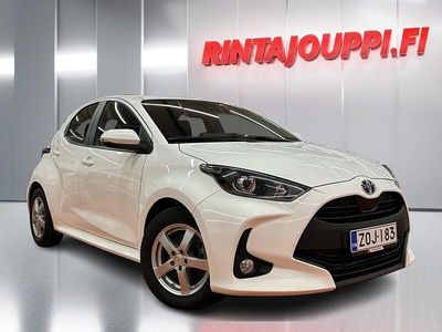 Käytetty Toyota Yaris Hybrid Active 116 HP (85 kW) 2022 Viistoperä