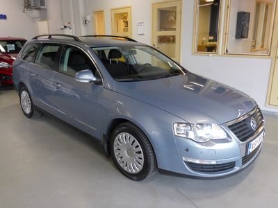 käytetty VW Passat Variant Comfortline 2,0 TDI PowerDiesel 103 kW * 1-OMISTAJA / WEBASTO / VETOKOUKKU *